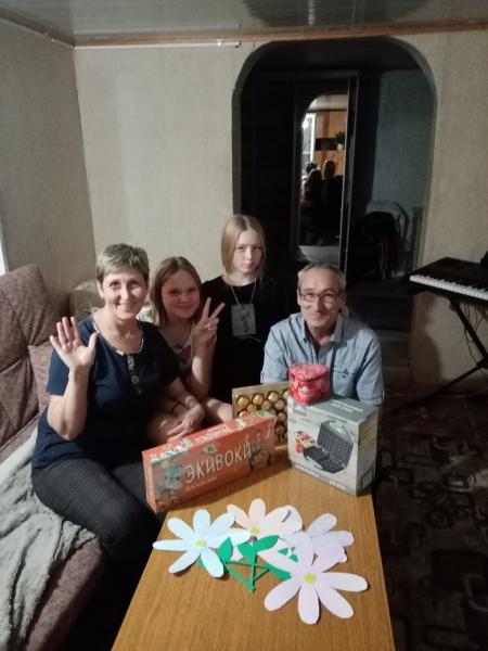 Две семьи из Златоуста приняли участие в XI областном фестивале для замещающих семей