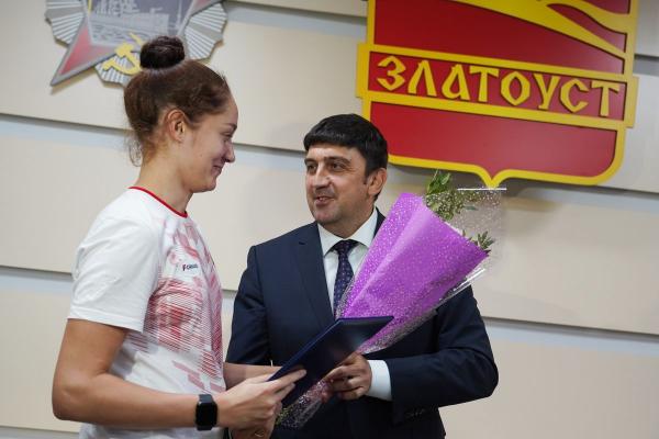 В Златоусте чествуют одаренных детей