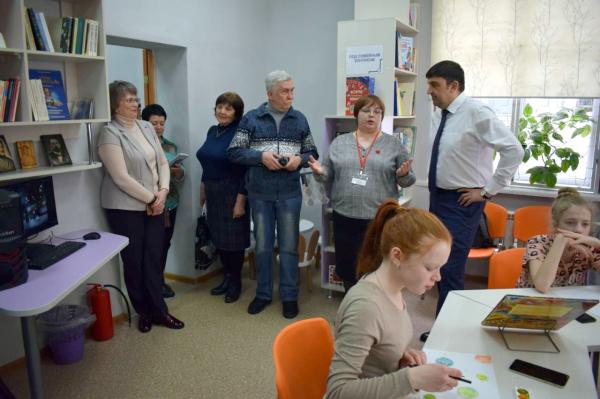 В Златоусте открылась еще одна библиотека нового поколения