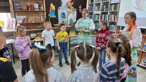 В златоустовской библиотеке «Аист» открылся Музей семейных реликвий