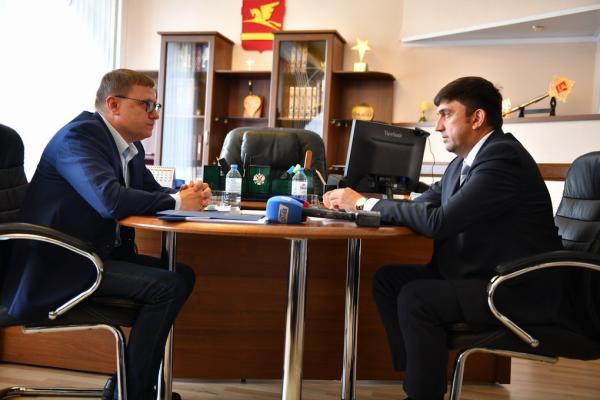 Перемены городу к лицу. Мэр поведал о тонкостях местного управления