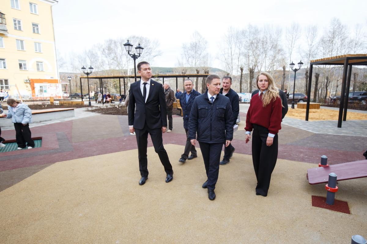 В Златоусте открыли очередное общественное пространство по нацпроекту В Златоусте открыли очередное общественное пространство по нацпроекту