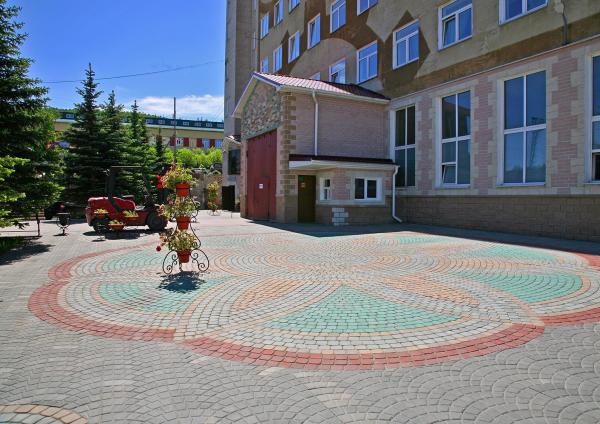 Златоустовский завод «Стройтехника» завоевал второе место в открытом конкурсе на лучший проект по благоустройству территории среди промышленных предприятий