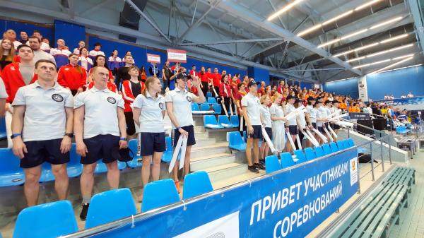 Сегодня в Златоусте в спортивно-оздоровительном центре «Уралочка» стартовал финал VII зимнего областного фестиваля всероссийского физкультурно-спортивного комплекса «Готов к труду и обороне»