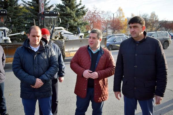 В Златоусте оценили готовность спецтехники подрядных организаций к зиме