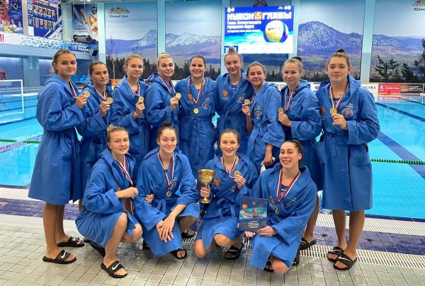 В Златоусте впервые состоялся Кубок главы города по водному поло среди женщин