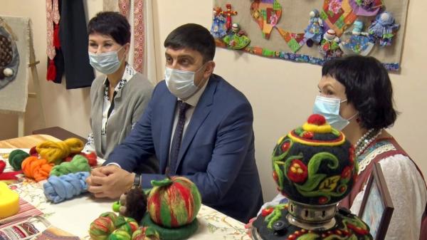 Максим Пекарский встретился с руководителями национальных культурных центров